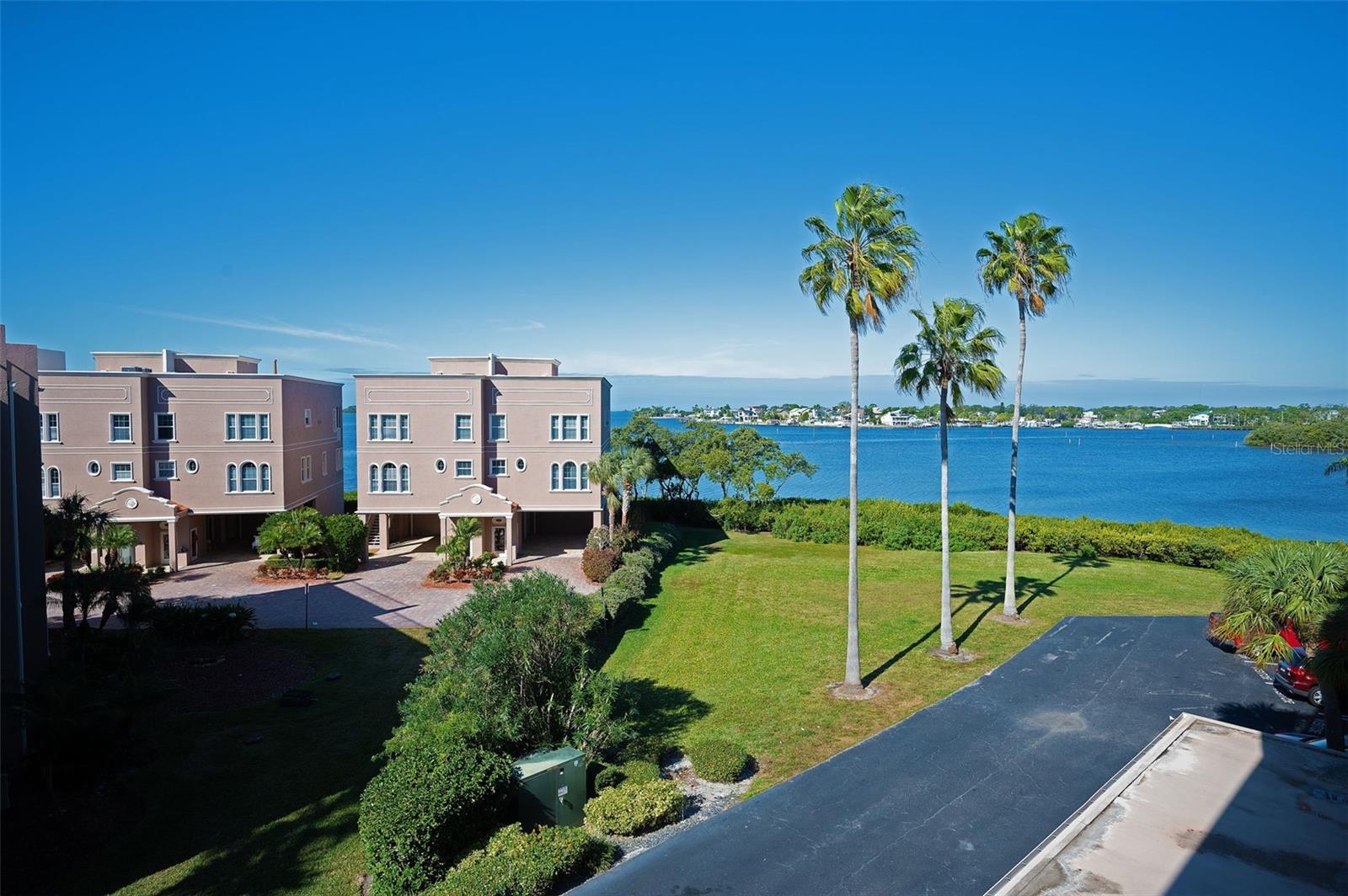 Image 14 of 51 For 2700 Bayshore Boulevard 9307