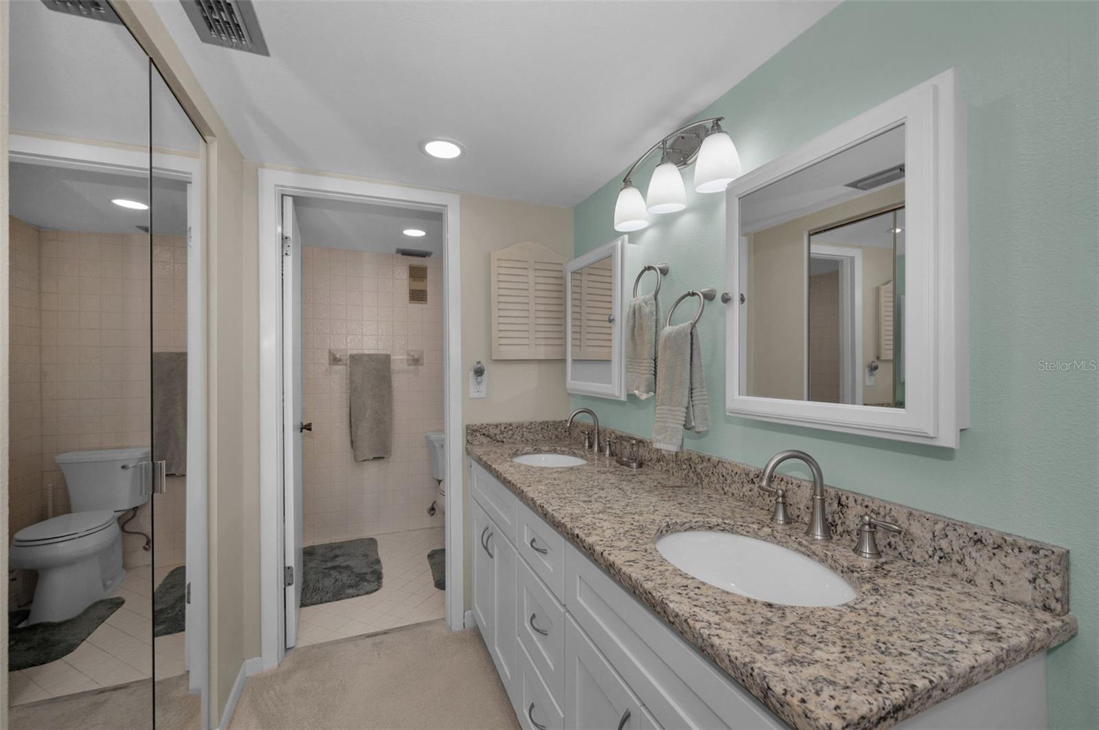 Image 24 of 51 For 2700 Bayshore Boulevard 9307