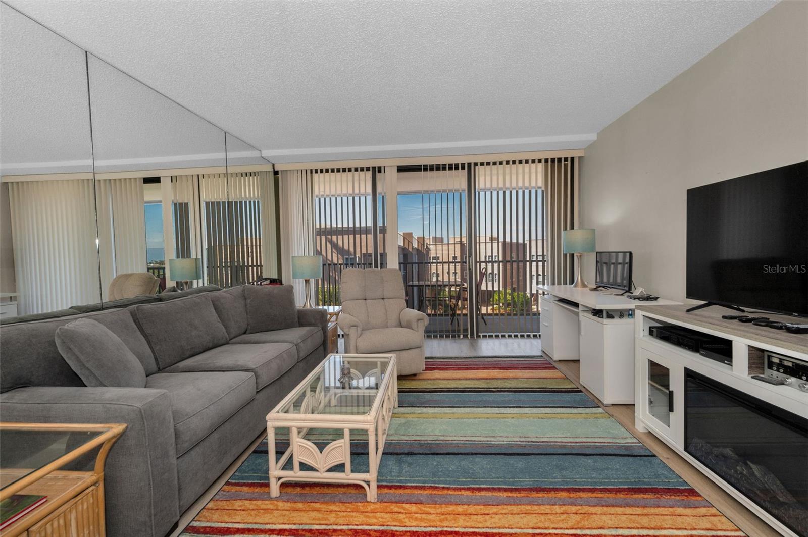 Image 8 of 51 For 2700 Bayshore Boulevard 9307