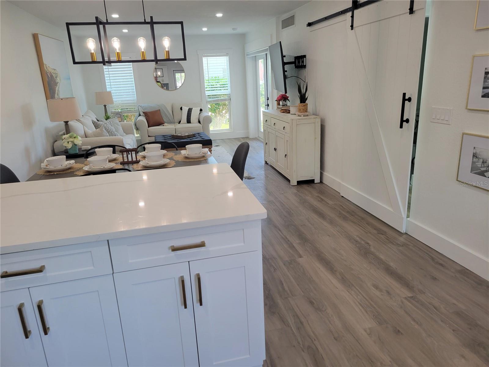 Image 6 of 21 For 7003 Sunset Way 4