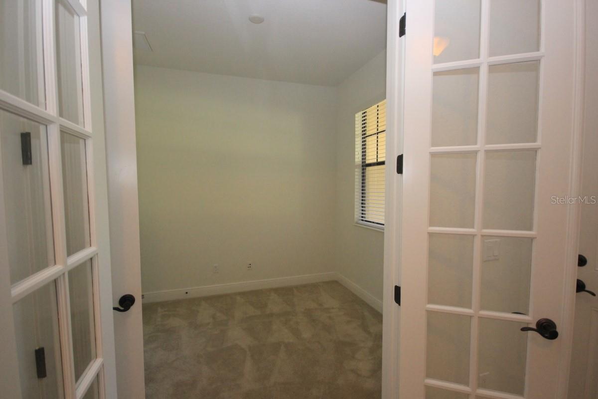 Image 11 of 36 For 5902 Printery Street 105