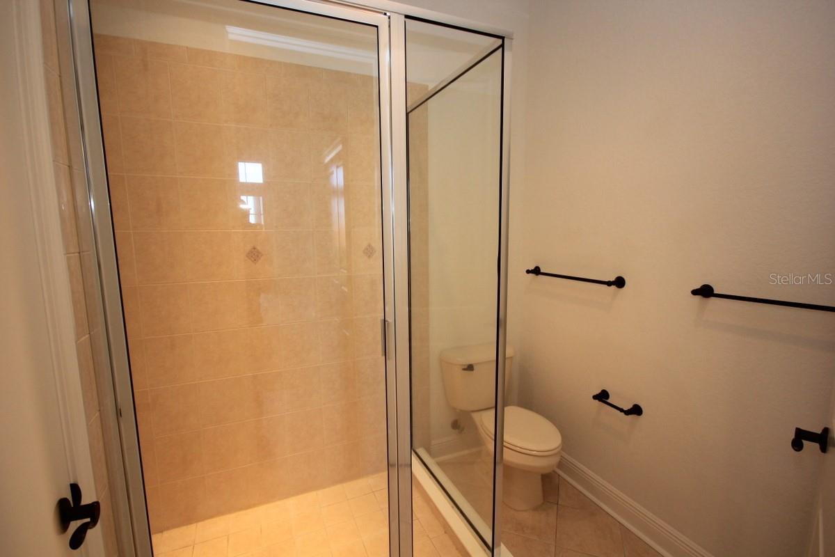 Image 15 of 36 For 5902 Printery Street 105