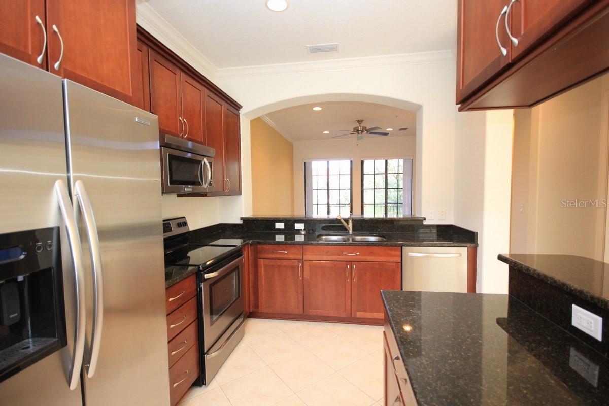 Image 3 of 36 For 5902 Printery Street 105