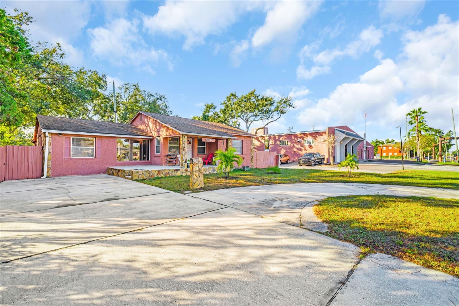 Details for 6530 5th Avenue N, ST PETERSBURG, FL 33710