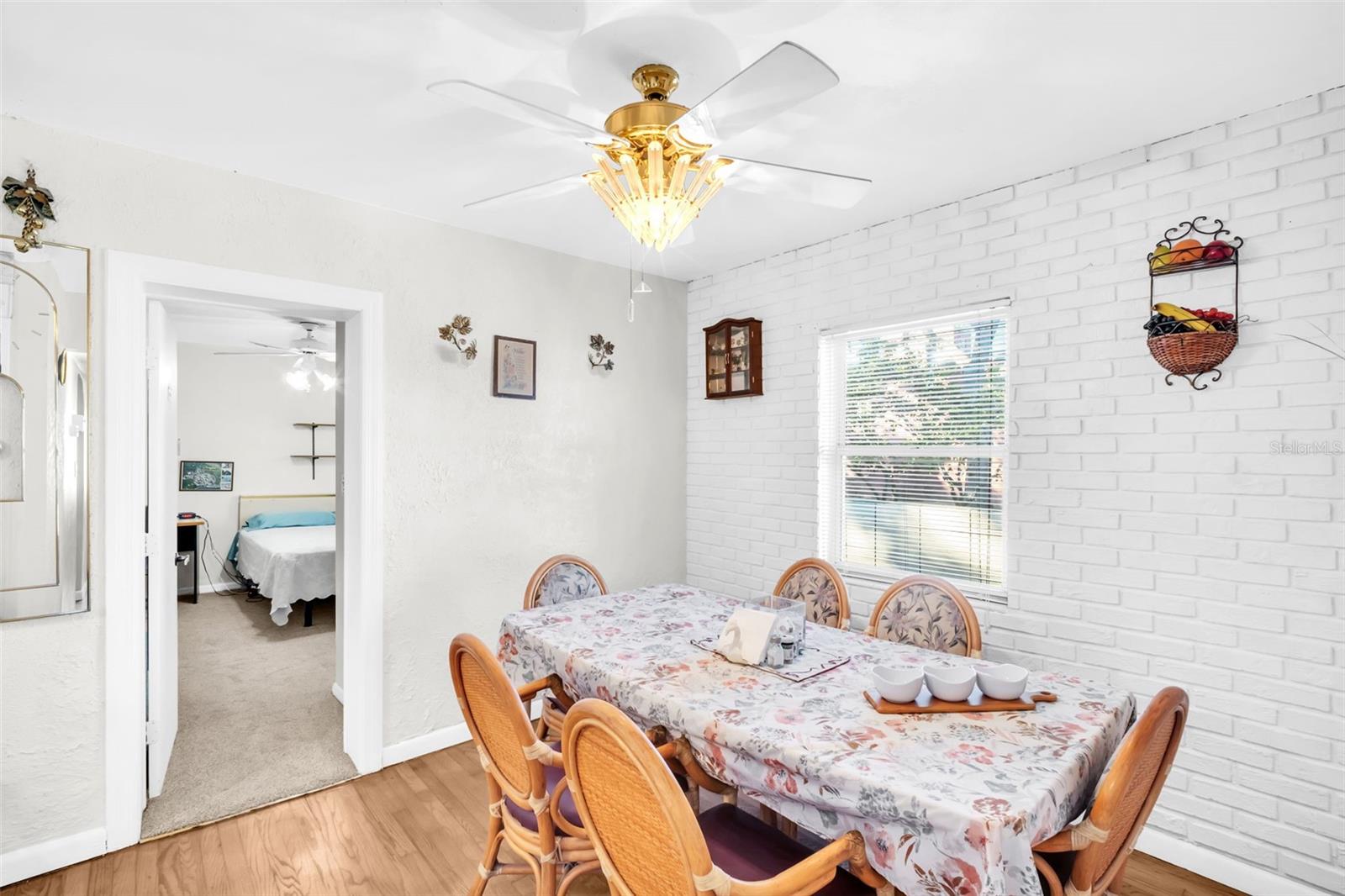 Image 18 of 42 For 6530 5th Avenue N