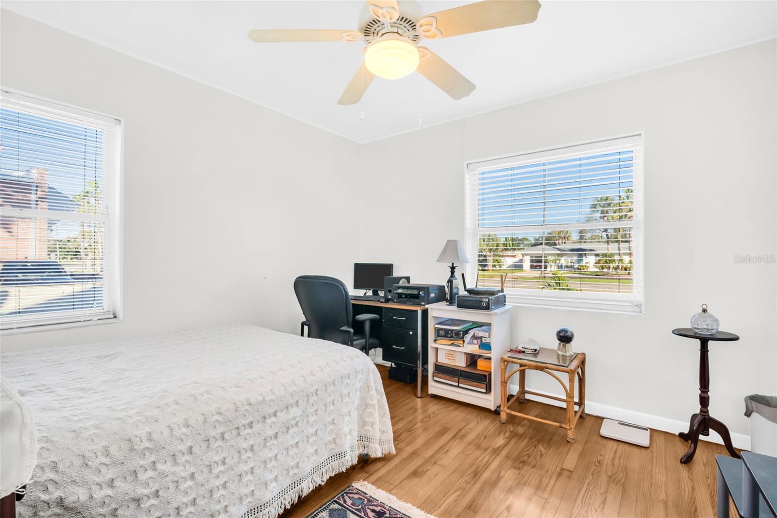 Image 28 of 42 For 6530 5th Avenue N