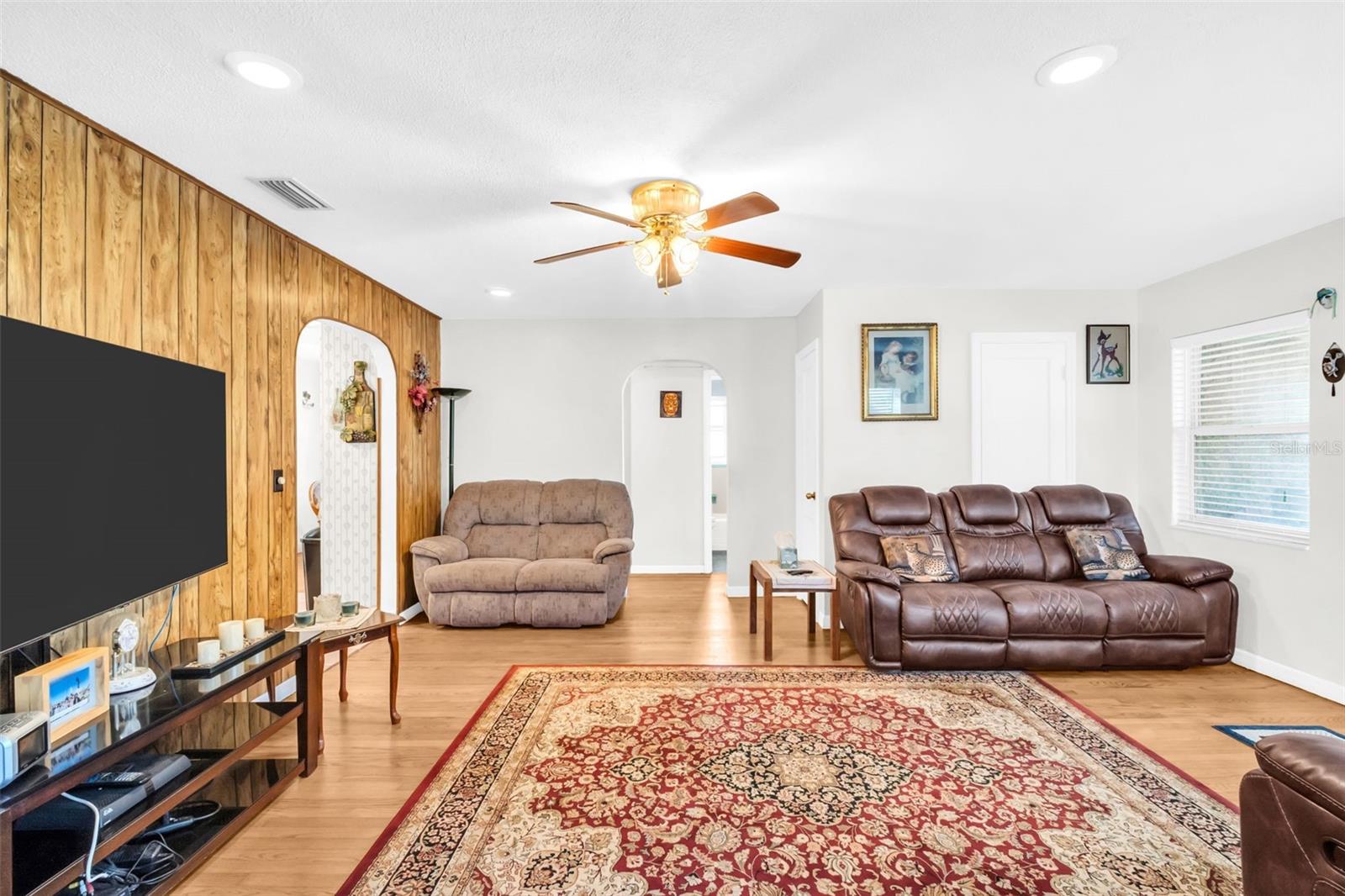 Image 3 of 42 For 6530 5th Avenue N