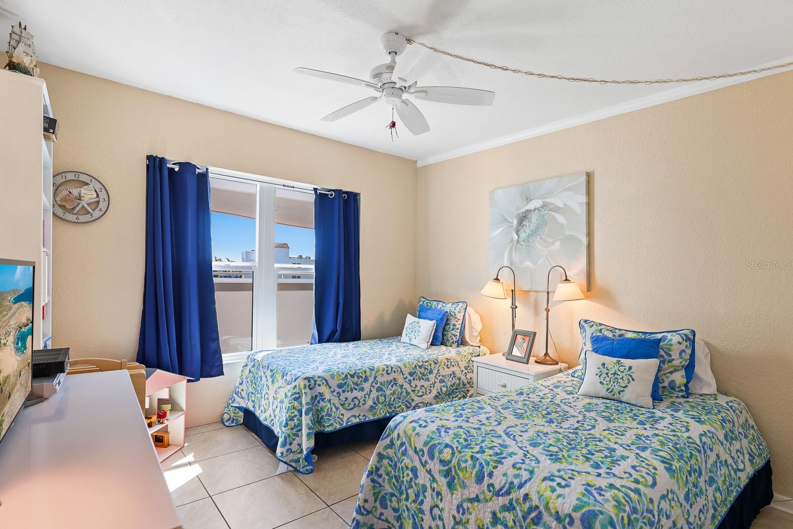 Image 15 of 56 For 5901 Bahia Del Mar Circle 521