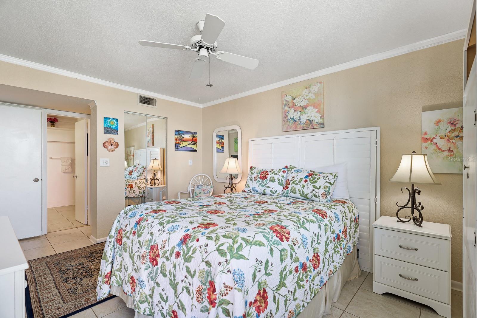 Image 27 of 56 For 5901 Bahia Del Mar Circle 521