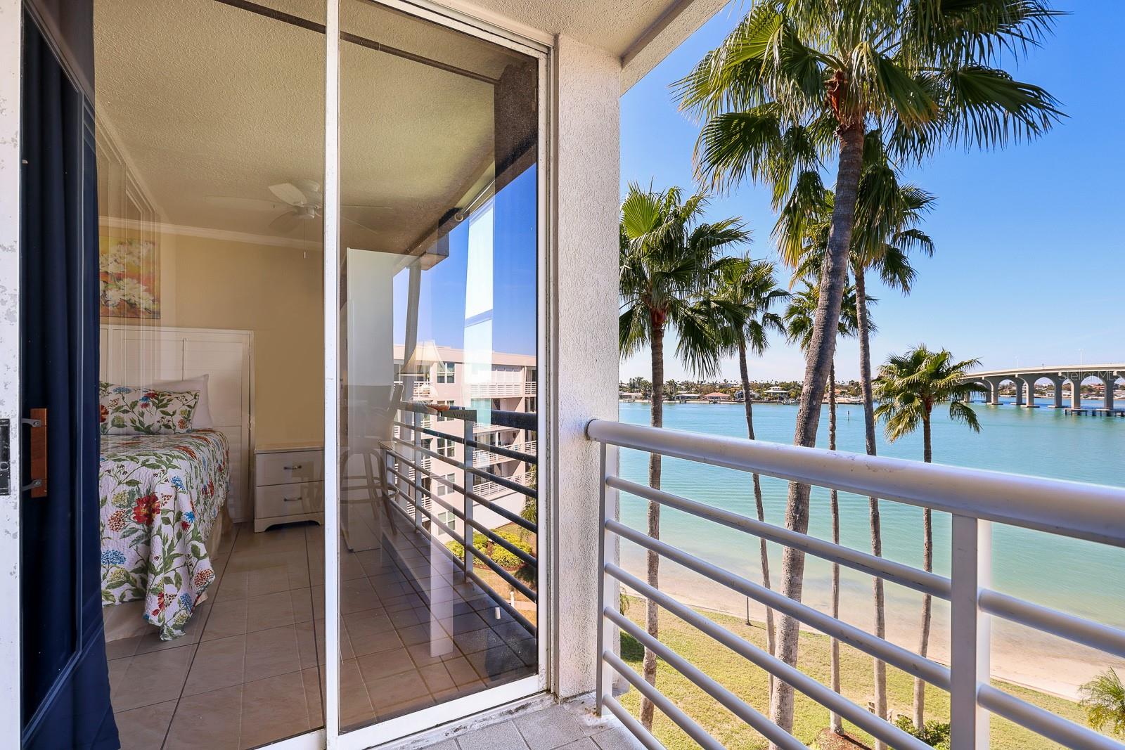 Image 34 of 56 For 5901 Bahia Del Mar Circle 521
