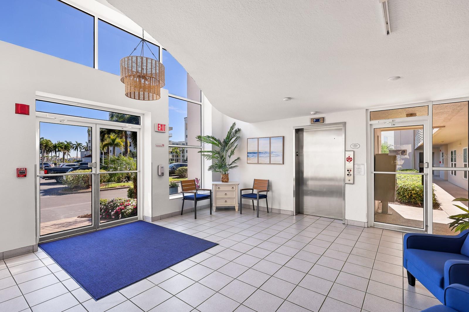 Image 39 of 56 For 5901 Bahia Del Mar Circle 521