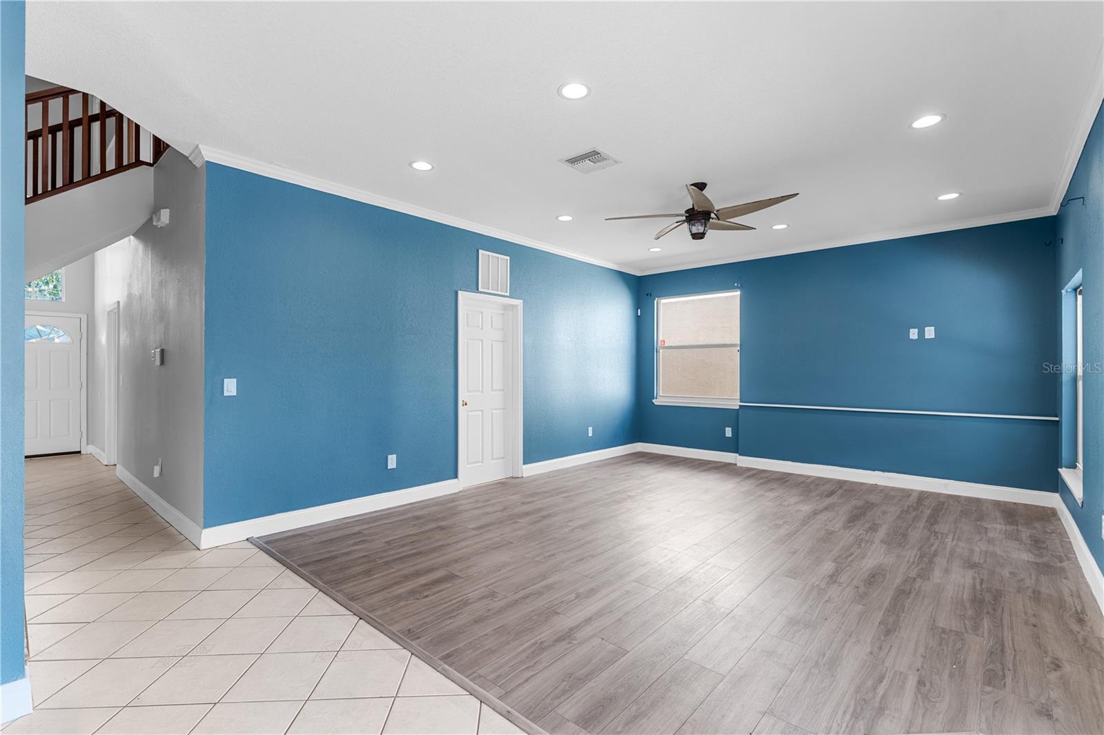 Image 13 of 52 For 27416 Breakers Drive