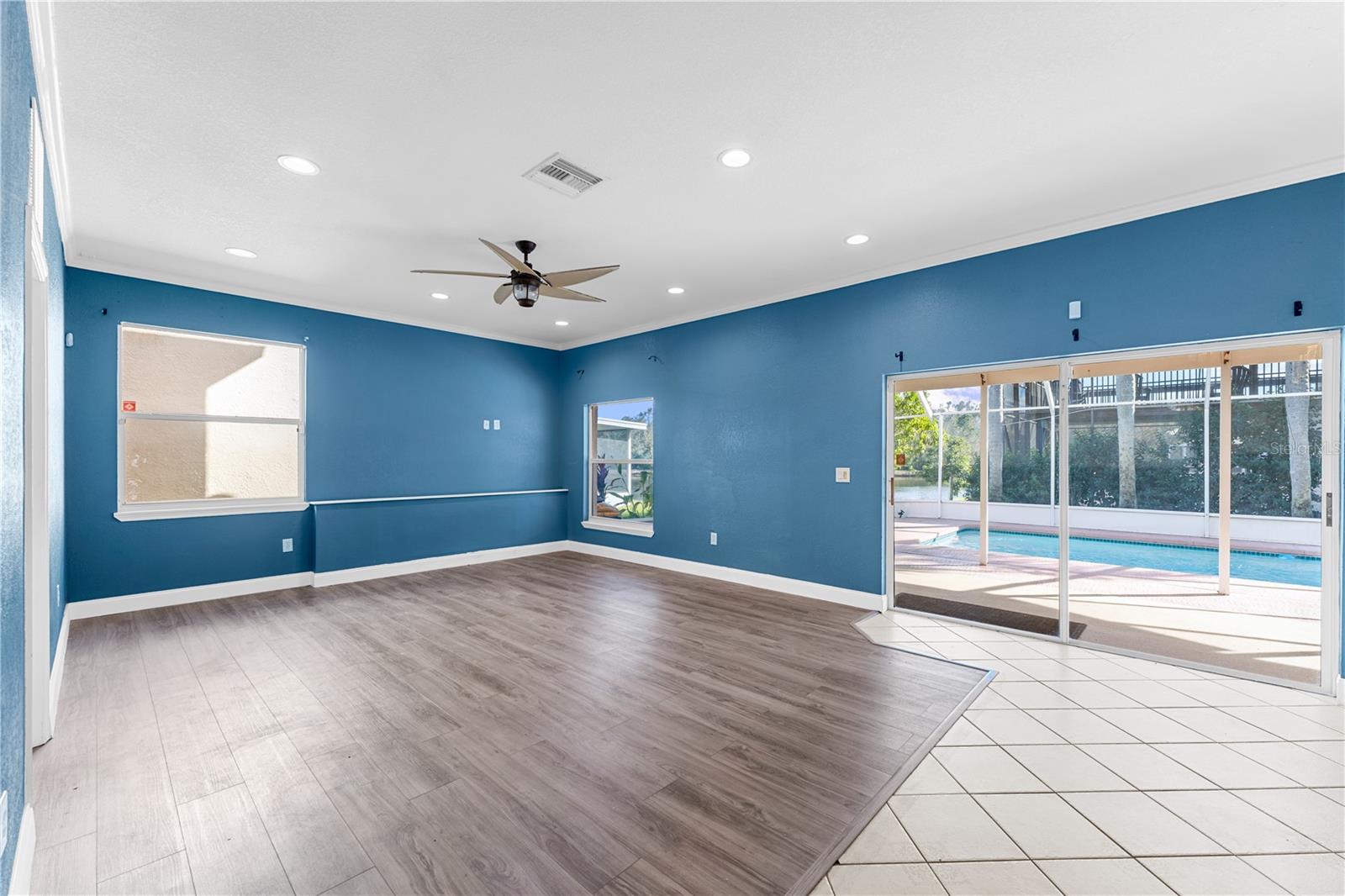 Image 5 of 52 For 27416 Breakers Drive