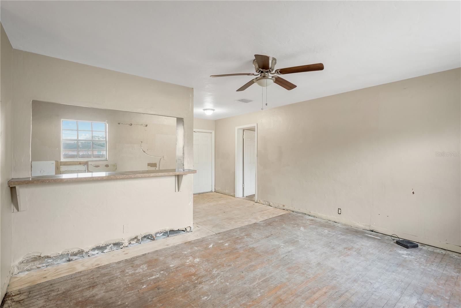 Image 17 of 24 For 2144 23rd Avenue N