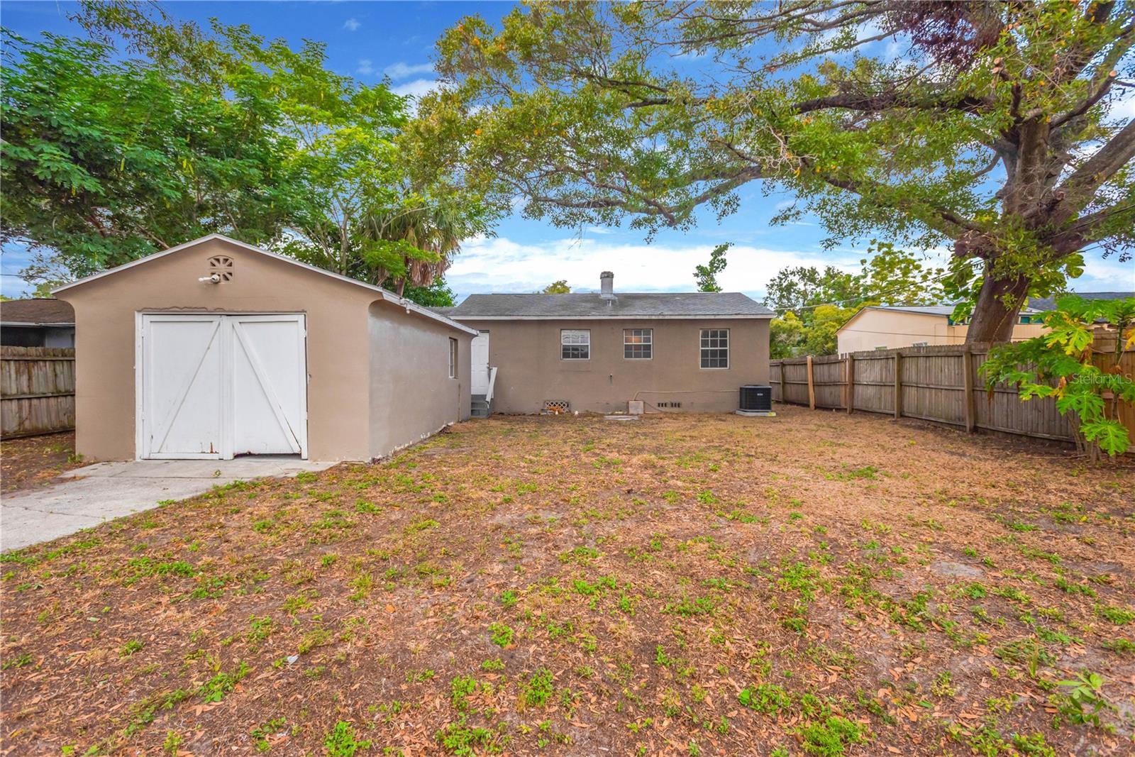 Image 23 of 24 For 2144 23rd Avenue N