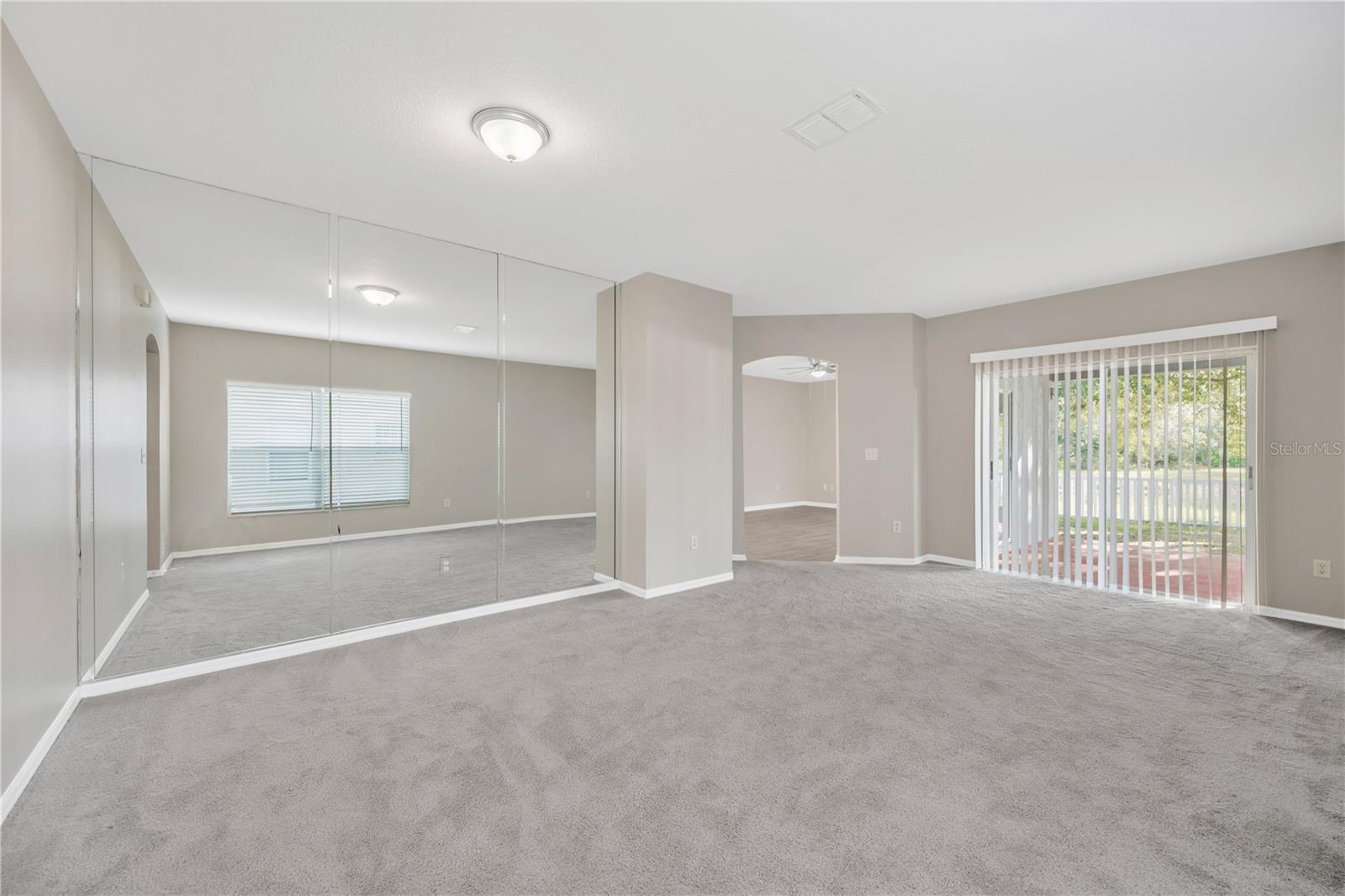 Image 17 of 33 For 5806 Tanagerlake Road