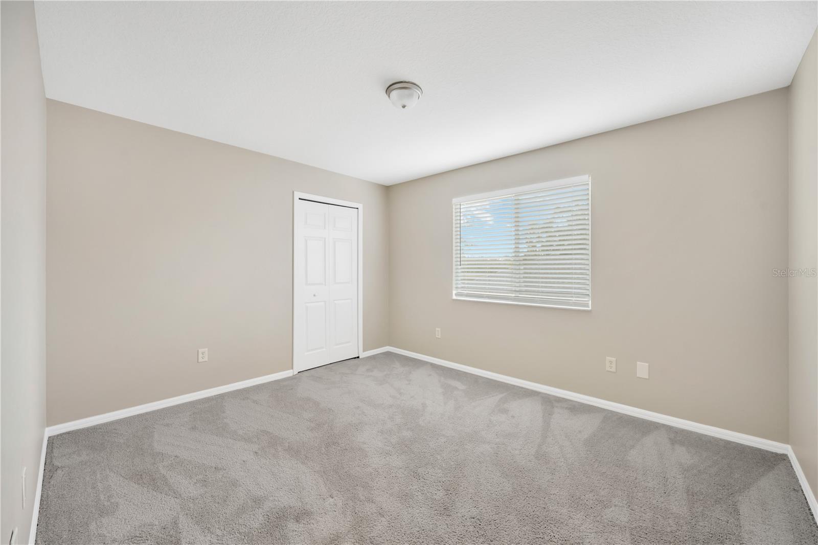 Image 21 of 33 For 5806 Tanagerlake Road