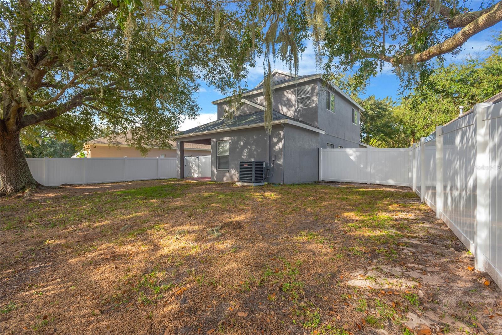 Image 29 of 33 For 5806 Tanagerlake Road