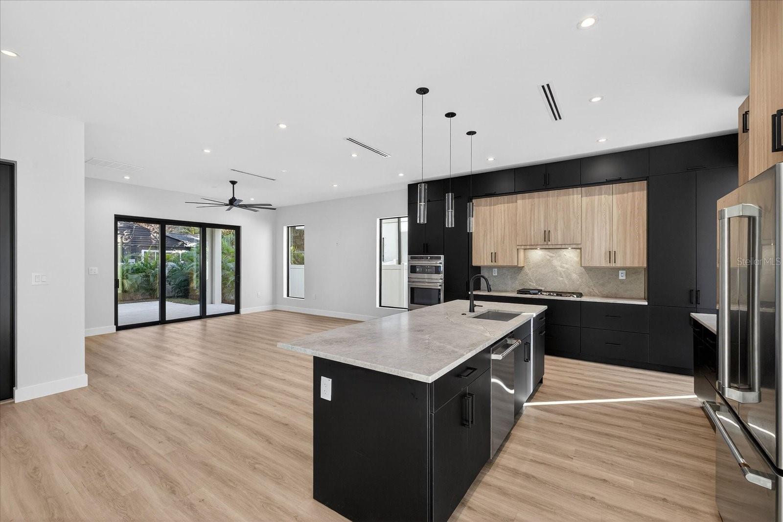 Image 17 of 70 For 3702 Lynwood Avenue