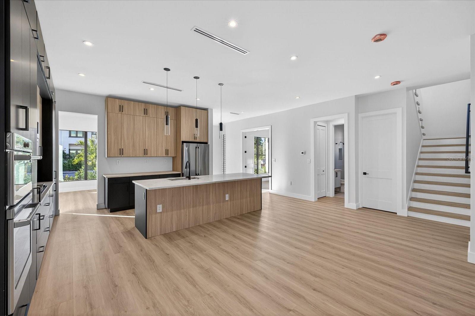 Image 18 of 70 For 3702 Lynwood Avenue