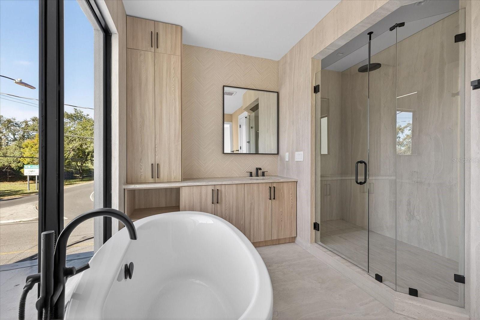 Image 33 of 70 For 3702 Lynwood Avenue