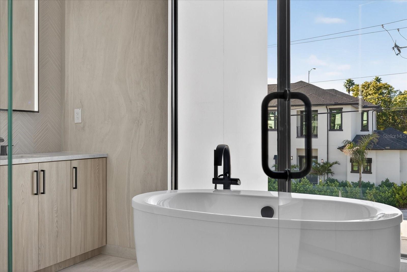 Image 35 of 70 For 3702 Lynwood Avenue