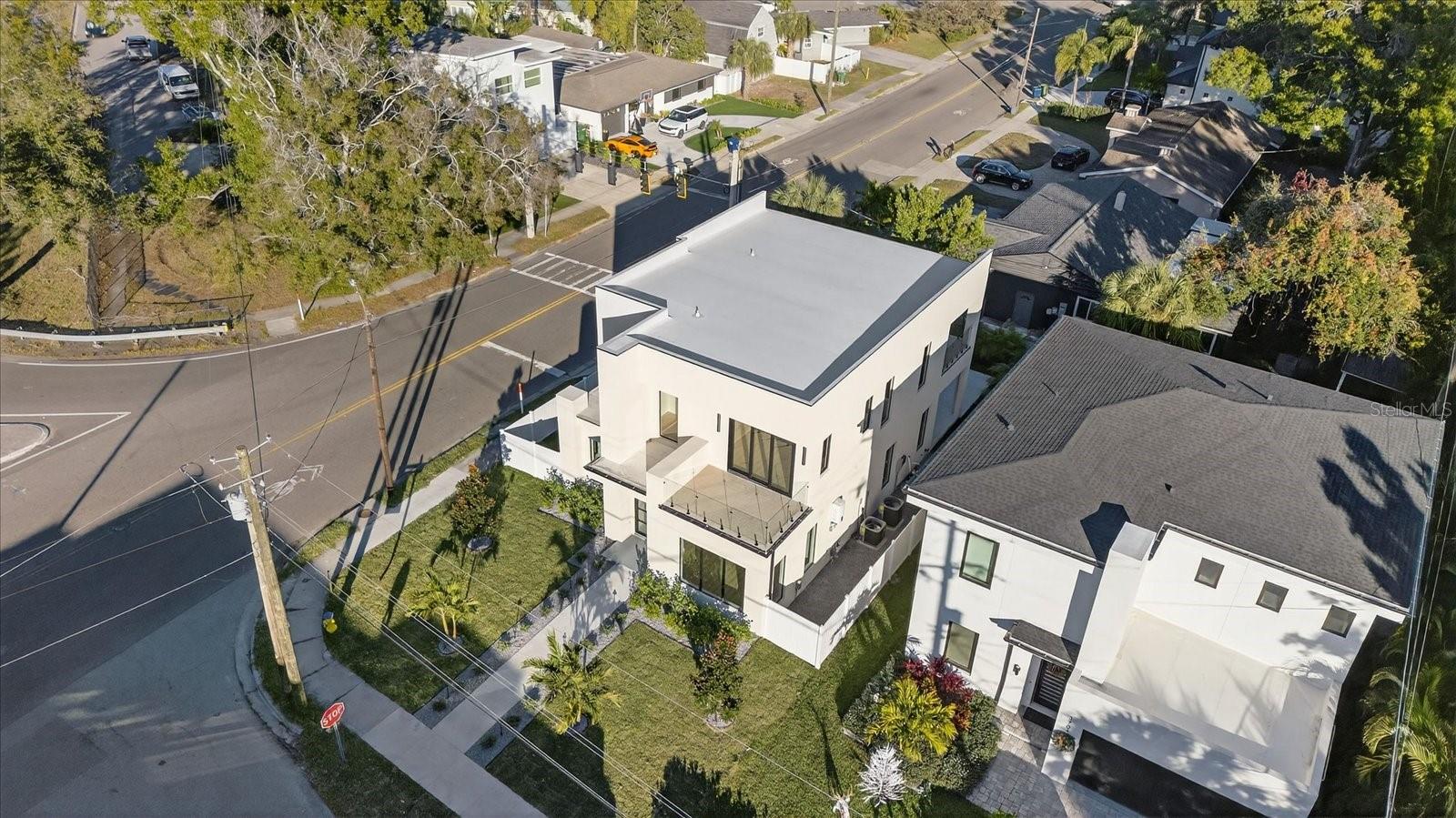 Image 68 of 70 For 3702 Lynwood Avenue