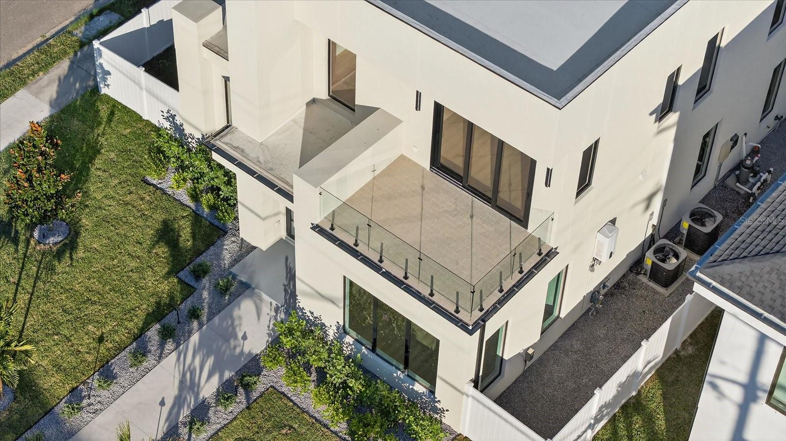 Image 69 of 70 For 3702 Lynwood Avenue