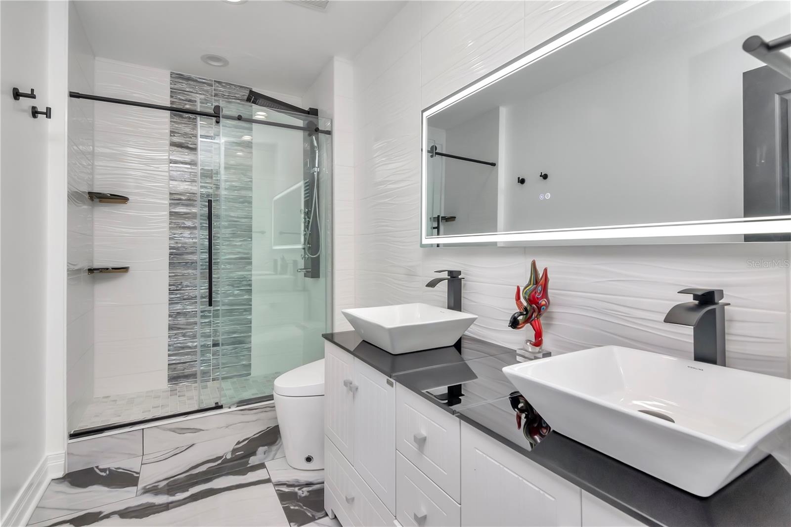 Image 36 of 76 For 1209 Cumberland Avenue 1701