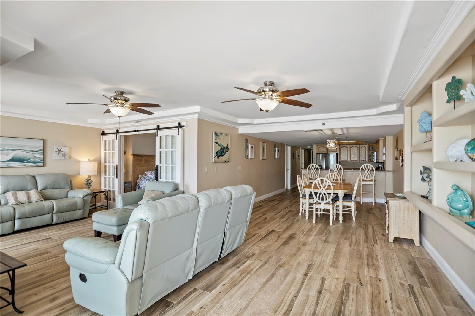 Image 9 of 45 For 14710 Gulf Boulevard 103