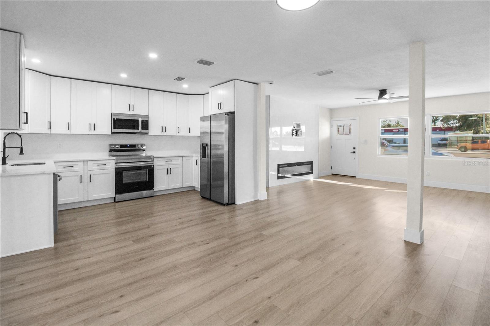 Image 7 of 29 For 8537 74th Avenue N