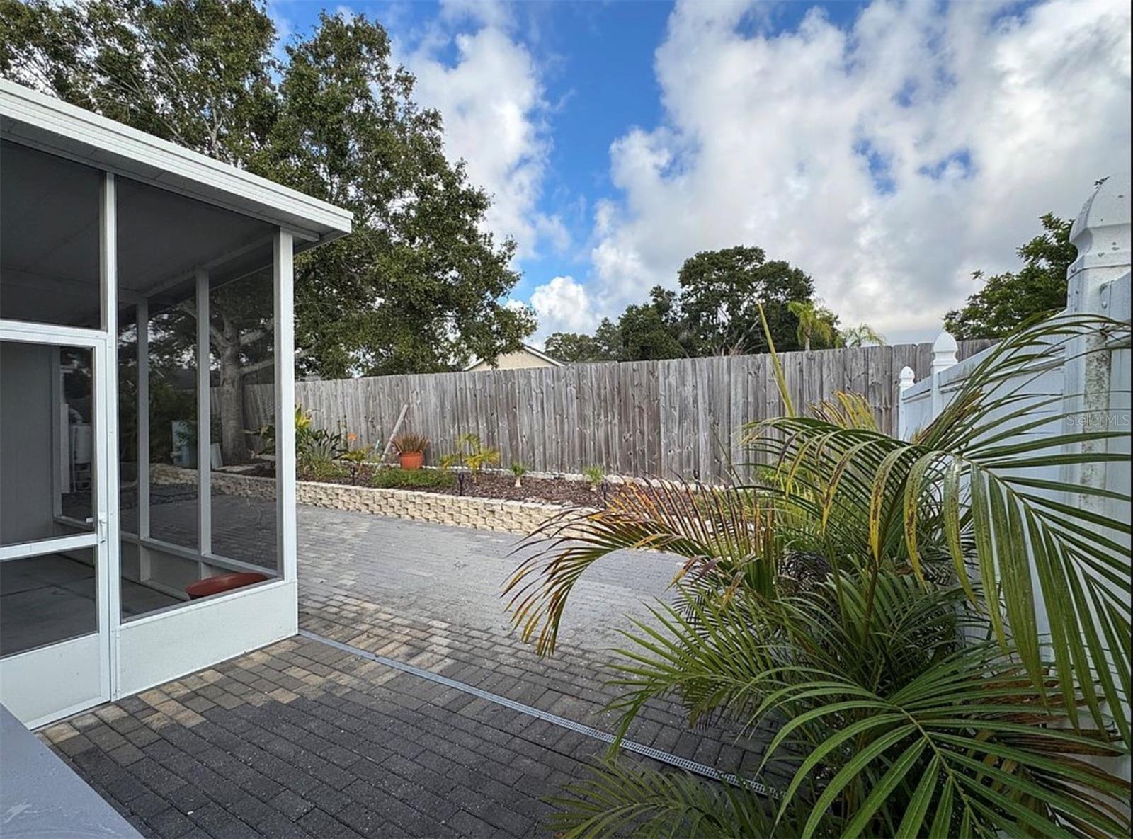 Image 20 of 23 For 3301 Alt 19  162