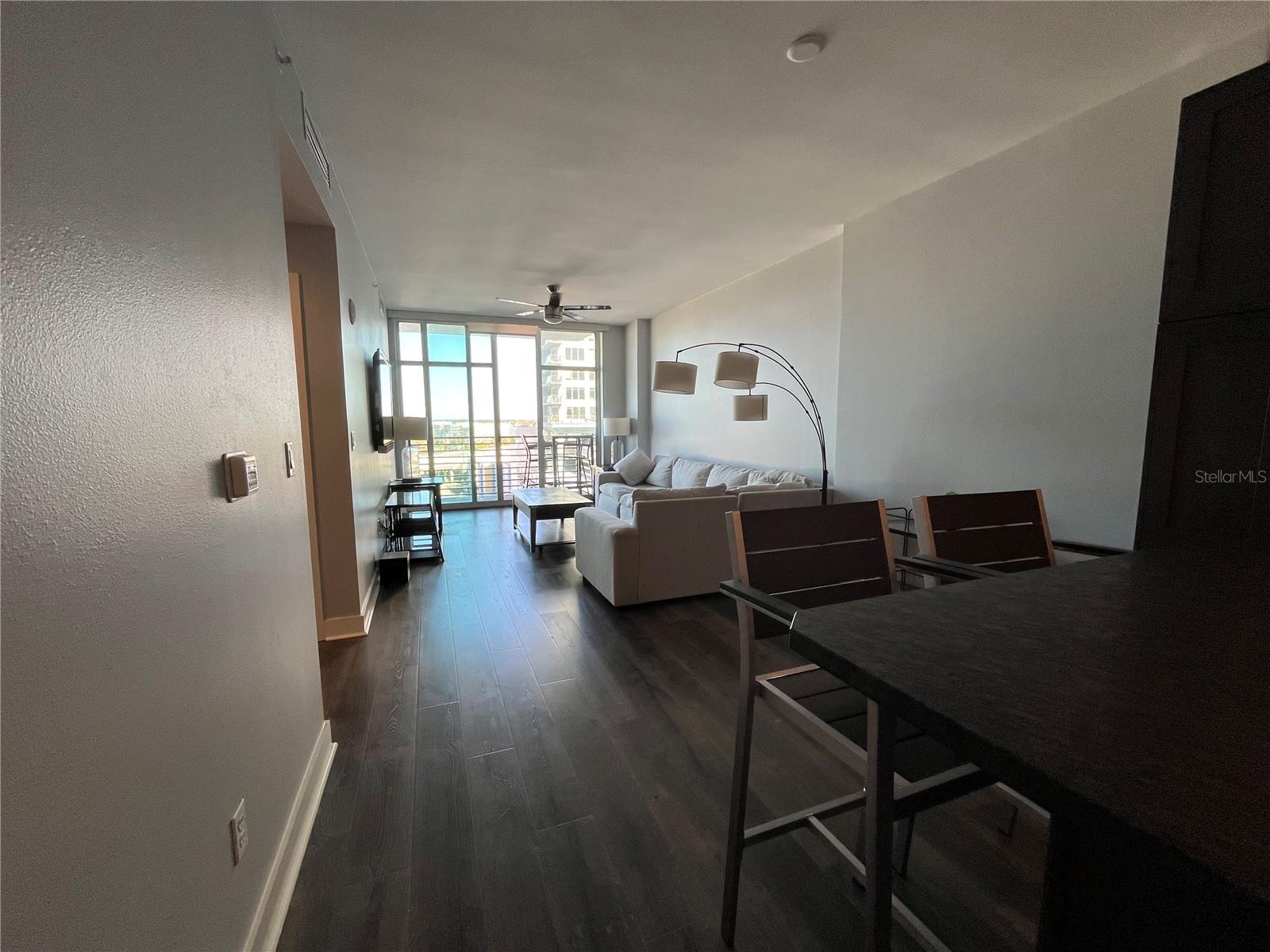 Image 17 of 27 For 1120 Kennedy Boulevard 1018