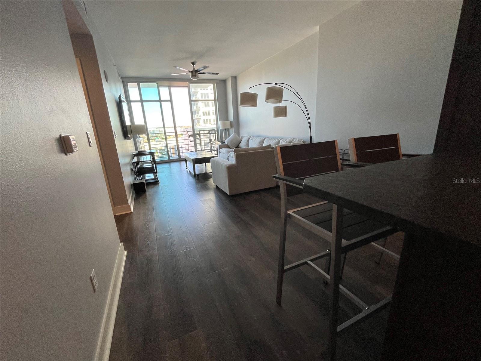 Image 18 of 27 For 1120 Kennedy Boulevard 1018