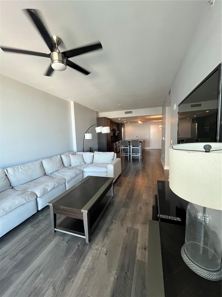 Image 3 of 27 For 1120 Kennedy Boulevard 1018