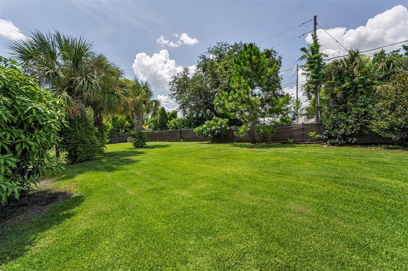 Image 24 of 33 For 200 16th Street N