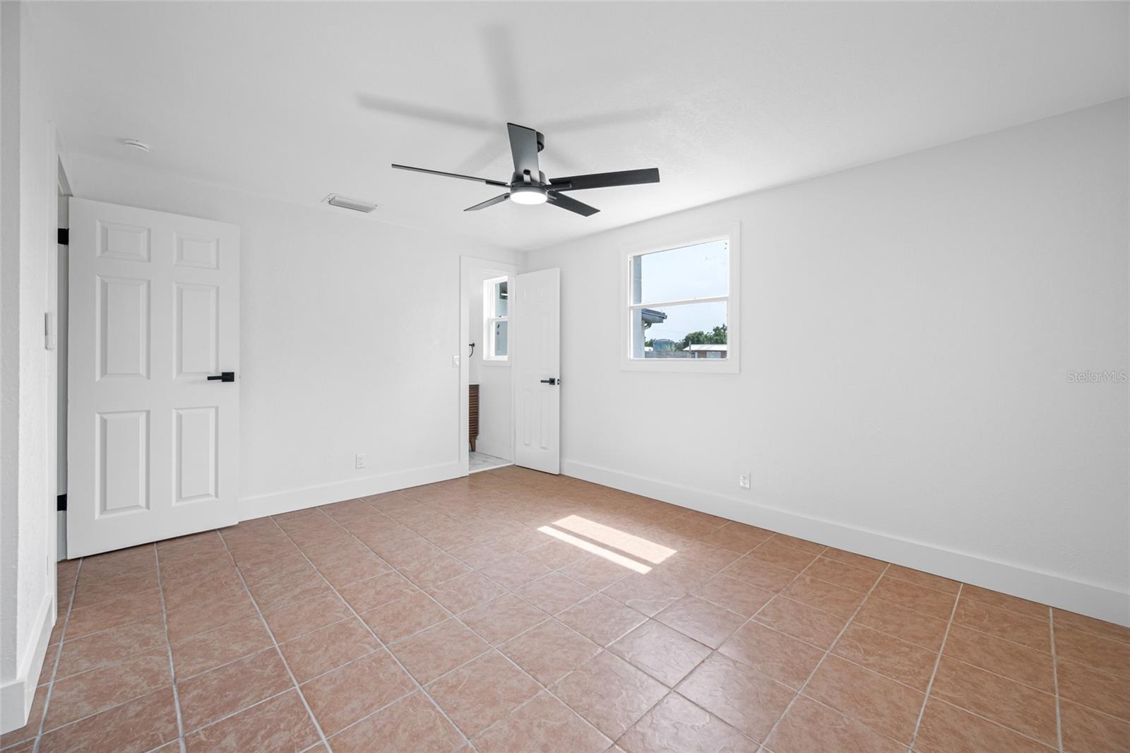 Image 22 of 28 For 5109 Horton Road