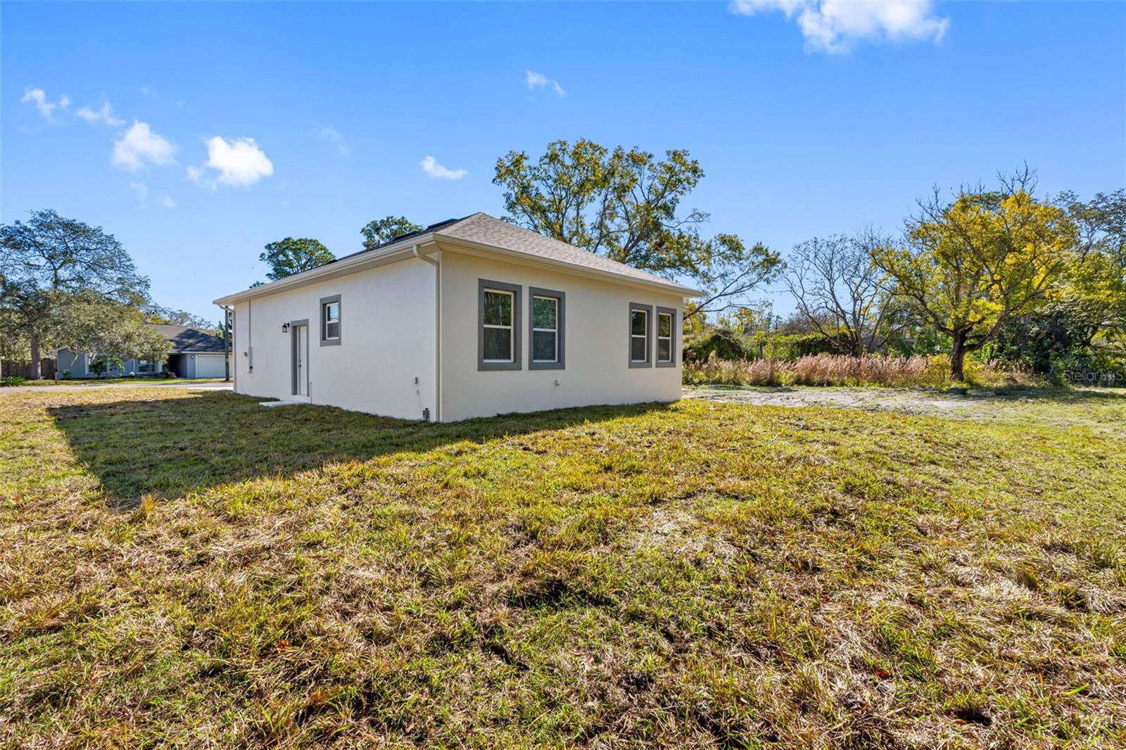 Image 29 of 50 For 10247 Lake Drive