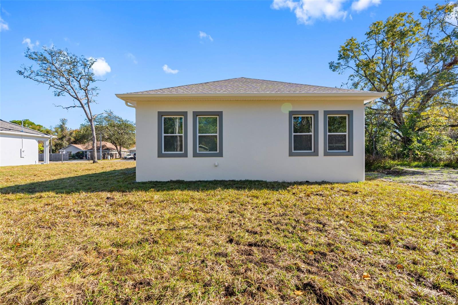 Image 30 of 50 For 10247 Lake Drive