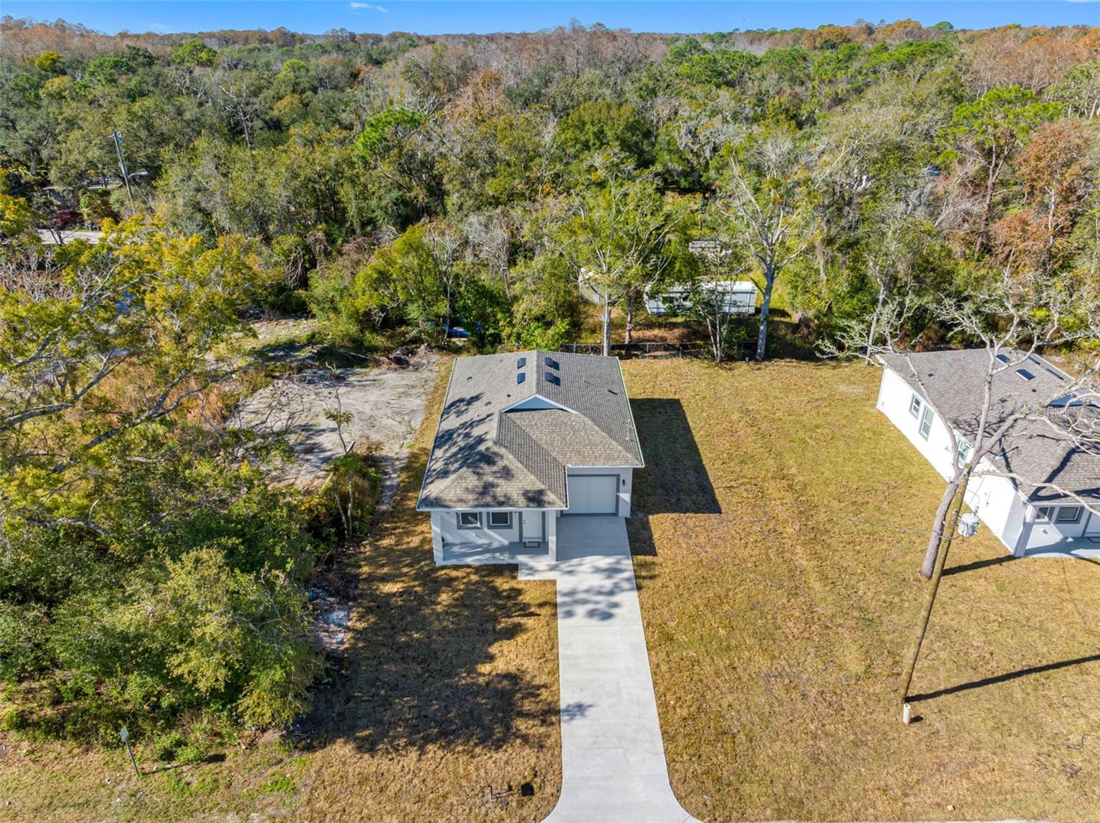 Image 33 of 50 For 10247 Lake Drive