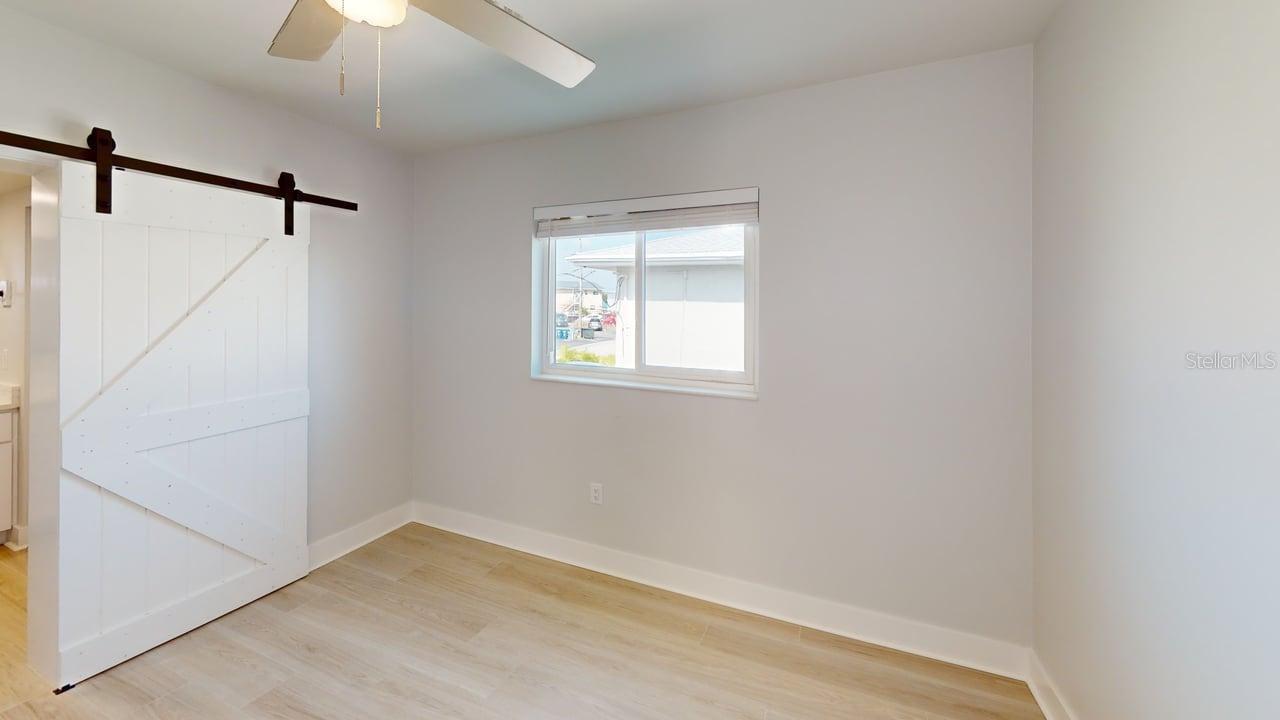 Image 11 of 19 For 500 129th Avenue E 1