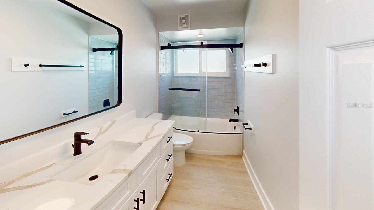 Image 12 of 19 For 500 129th Avenue E 1