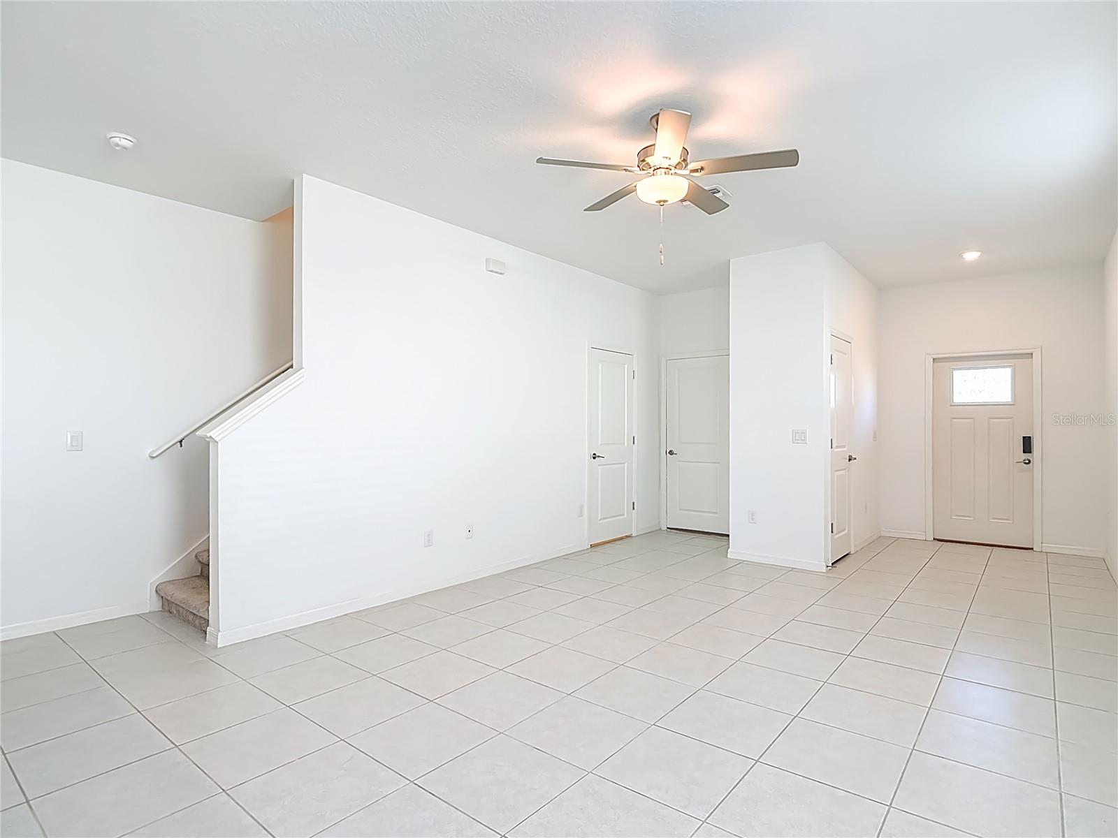 Image 6 of 21 For 6050 Acara Lane