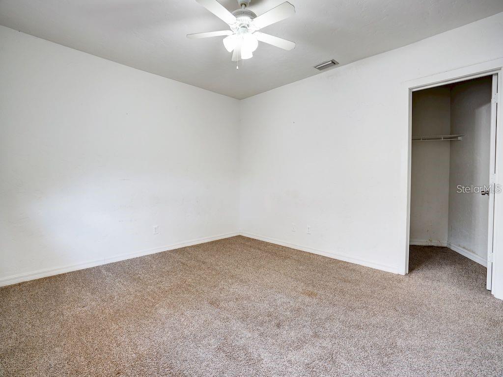 Image 18 of 24 For 5 Nottingham Way