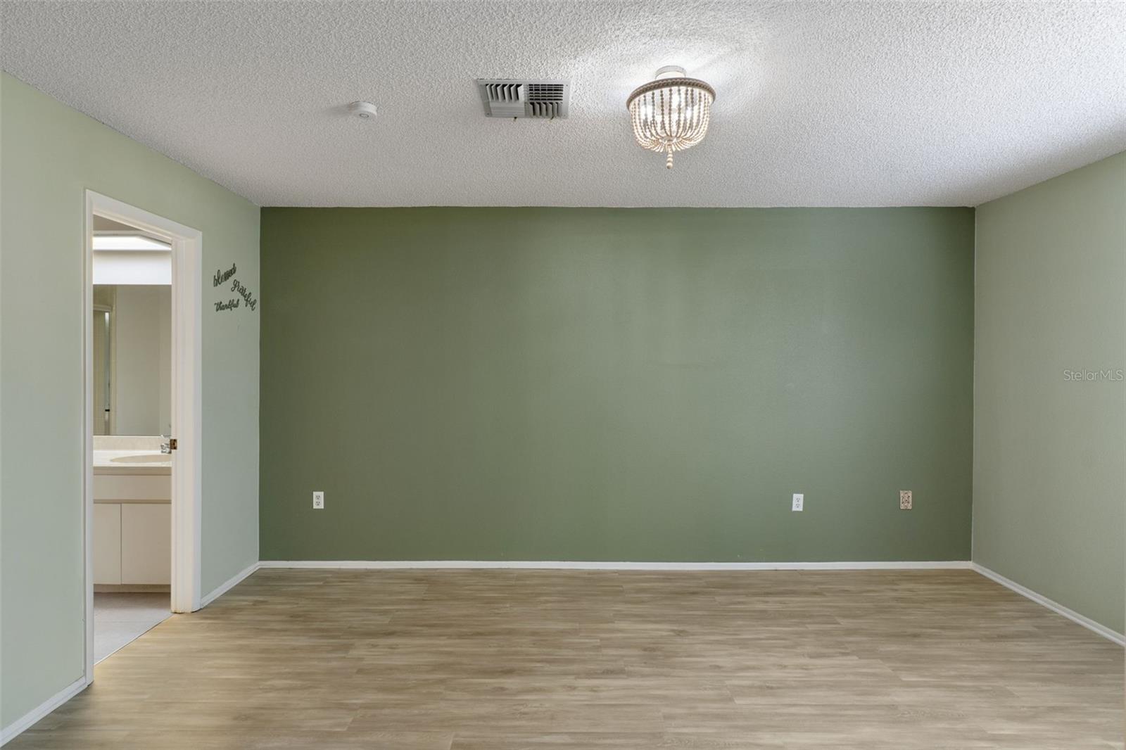 Image 16 of 76 For 2129 Point O Woods Court