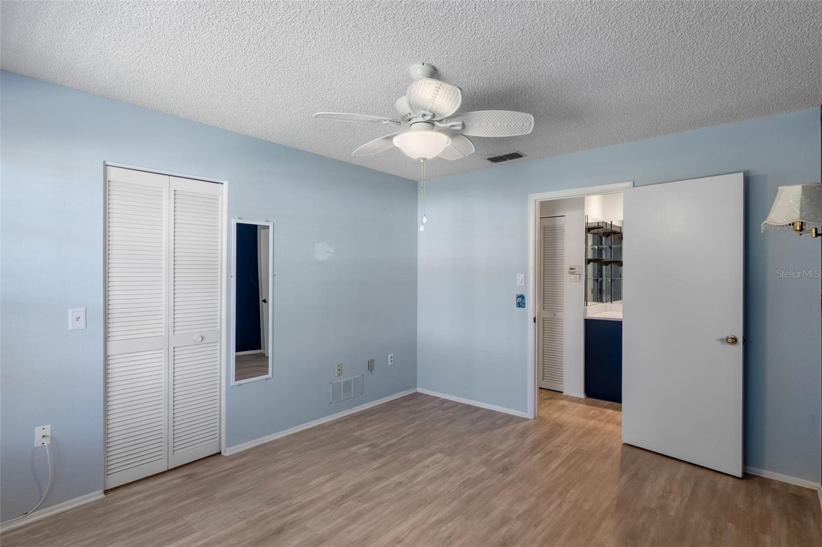 Image 20 of 76 For 2129 Point O Woods Court