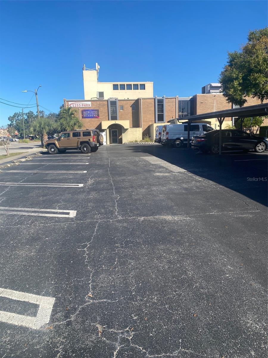 Image 2 of 13 For 1253 Park Street