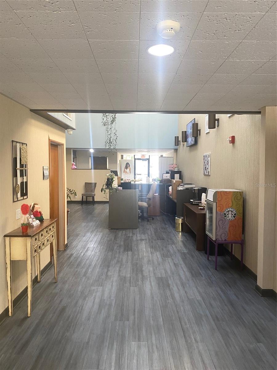 Image 8 of 13 For 1253 Park Street