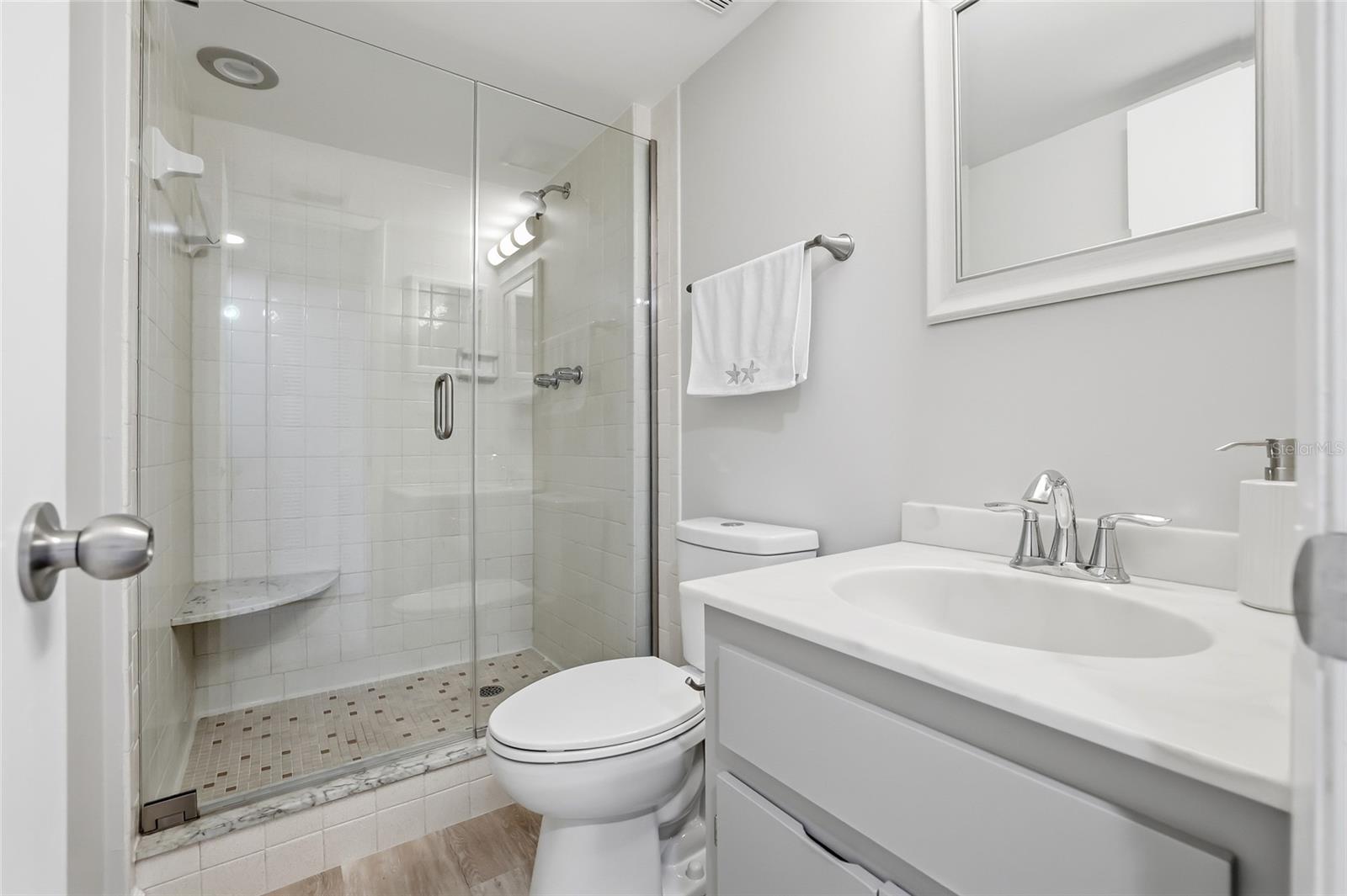 Image 11 of 30 For 400 64th Avenue 202