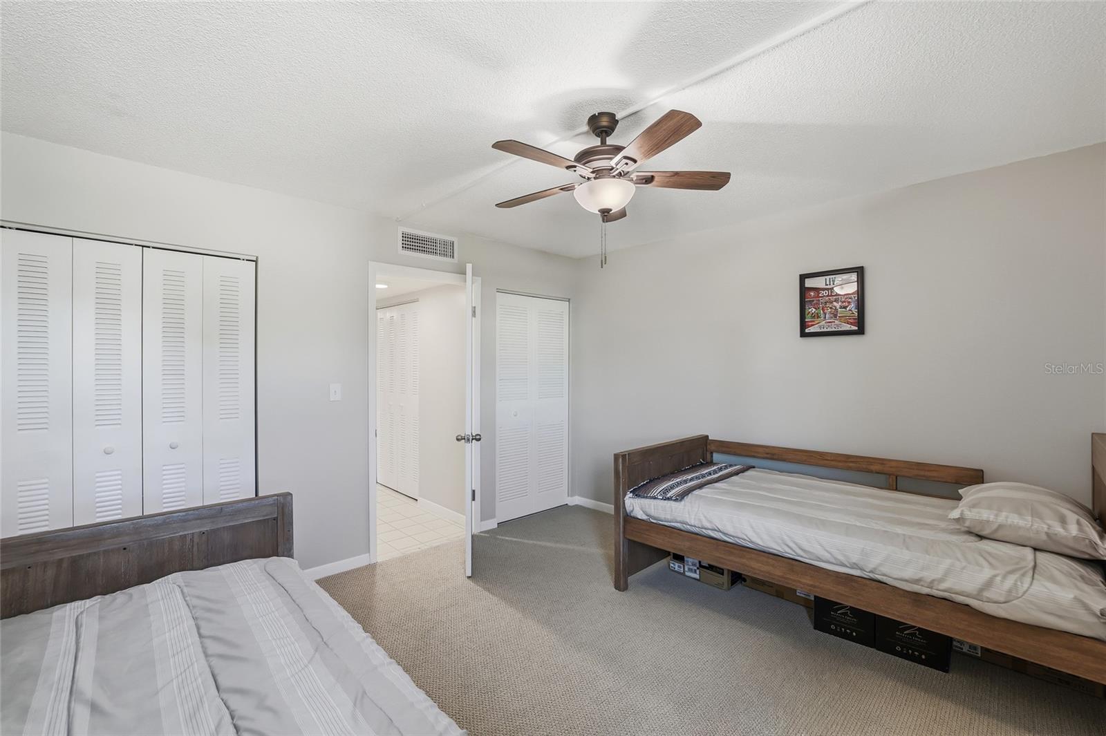 Image 15 of 30 For 400 64th Avenue 202